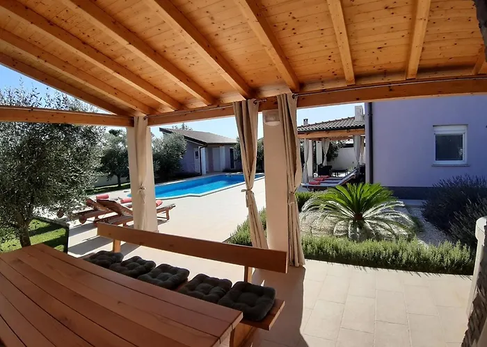 Villa Zeus